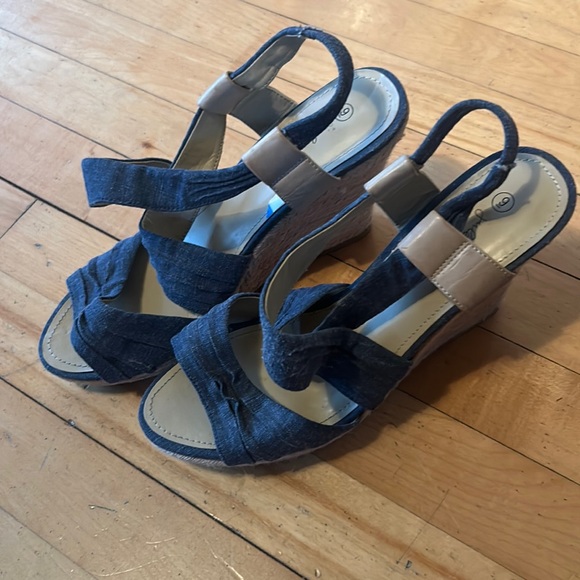 🛑sold🛑James & Jules size 9 espadrilles wedge heel sandals - Picture 2 of 6